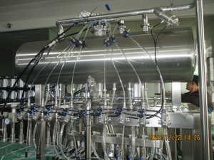 Máquina <span class=keywords><strong>de</strong></span> Bebidas Semiautomática, Equipo <span class=keywords><strong>de</strong></span> Llenado <span class=keywords><strong>de</strong></span> Cerveza Isobárico, Llenadora <span class=keywords><strong>de</strong></span> Botellas con Presión - Product Image 4