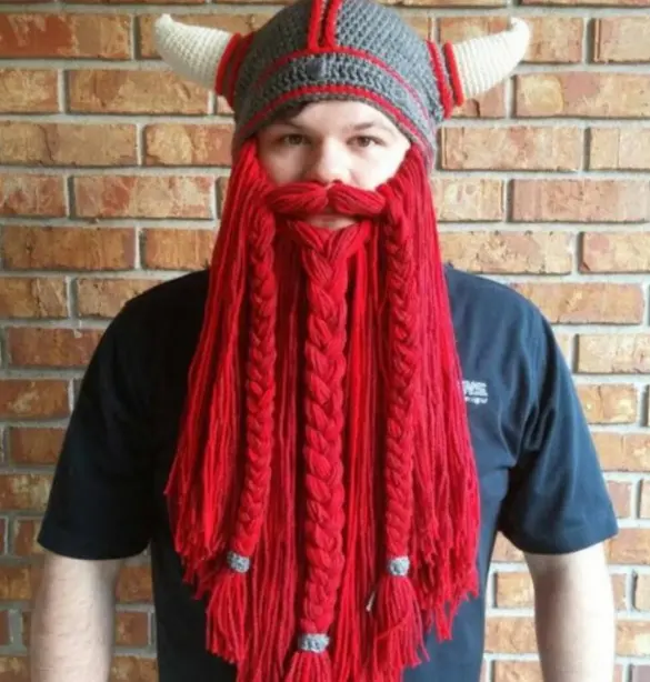Забавная шапка для косплея, теплые вязаные шапки викингов с рожками на зиму, шапка с бородой, шапка на Хэллоуин, рождественский подарок