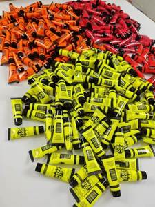 สีเพ้นท์เรืองแสงในที่มืด UV ขนาด 25 มล. สีนีออนฟลูออเรสเซนต์สีน้ำเงิน สำหรับเด็กในงานฮาโลวีนและงานคาร์นิวัล - Product Image 6