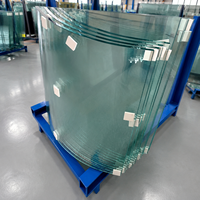 Verre Trempé Courbé Sur Mesure 6mm-30mm de Fabrication Chinoise, Verre de Sécurité Thermofrégré pour Balustrades d'Hôpitaux et Cabines de Douche