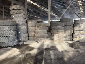 Línea de Producción de Caucho con Cortadora de Neumáticos, Mezcladora Banbury y Tanque de Vulcanización para Reciclaje de Neumáticos Usados - Product Image 6