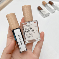 10ml Portable rétro en bois bouchon bouteille de parfum Transparent carré bouteille en verre presse remplissage couvercle de pulvérisation clair vide bouteille de parfum