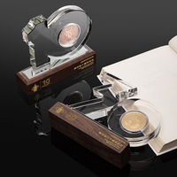 Trophée en cristal personnalisé avec base en cuivre plaqué or, gravure UV, médaille d'excellence, récompense pour anniversaire d'entreprise et reconnaissance des employés