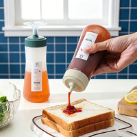 Botella de salsa PET invertida de 350 ml con tapa abatible tipo mariposa, dispensador de salsa de tomate, mostaza y aderezo para ensalada, dispensador de condimentos de plástico.