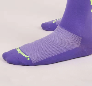 Calcetines de Compresión con Logotipo Personalizado al por Mayor, Calcetines Deportivos de Jacquard para Ciclismo, Running, Fútbol, OEM - Product Image 2