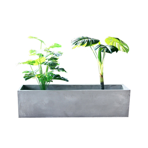 <span class=keywords><strong>Maceta</strong></span> <span class=keywords><strong>larga</strong></span> <span class=keywords><strong>de</strong></span> cemento para decoración al aire libre - Product Image 1