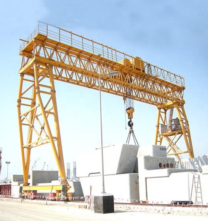 Портальный поворотный кран Harbour 5t-60t малошумный экологически чистый дизайн для охраны окружающей среды портовых операций