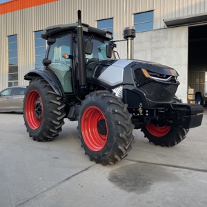 รถแทรกเตอร์ 120 แรงม้า ขับเคลื่อน 4 ล้อ พร้อมปั๊มน้ำ PTO ระบบเกียร์ขับเคลื่อน พร้อมเครื่องยนต์และชุดเกียร์ อุปกรณ์เสริมสำหรับรถแทรกเตอร์แบบกำหนดเองได้ - Product Image 2