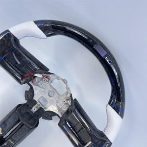 Usine RPPF vente en gros de pièces automobiles meilleure vente de volant en fibre de <span class=keywords><strong>carbone</strong></span> LED pour Ford Mustang 2010-2014 - Product Image 6