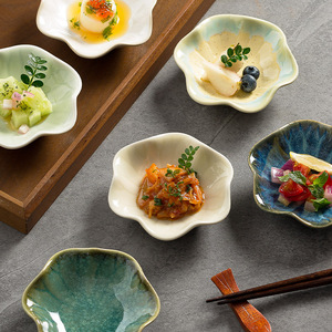 Plat à sauce en <span class=keywords><strong>porcelaine</strong></span> de style japonais minimaliste, compatible micro-ondes, en forme de feuille de lotus, sous glaçure, esthétiquement plaisant - Product Image 3