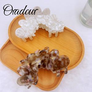 Oradour 10.5cm Acétate de Cellulose Léger Durable <span class=keywords><strong>Cheveux</strong></span> Griffe Barrettes Femmes Mariage Styling Coquette <span class=keywords><strong>Fleur</strong></span> Pétale Carton - Product Image 2