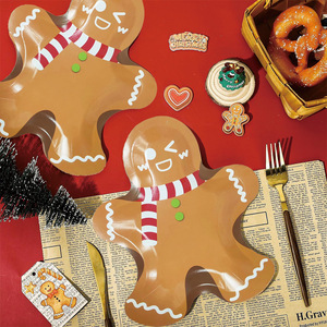 Assiettes jetables <span class=keywords><strong>en</strong></span> forme d'homme <span class=keywords><strong>en</strong></span> pain d'épice Vaisselle décorative Assiettes <span class=keywords><strong>en</strong></span> papier de Noël pour fournitures de fête - Product Image 1