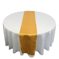 Chemin de table en satin bleu marine de 12 x 108 pouces de long pour mariage