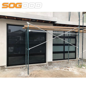 <span class=keywords><strong>Porte</strong></span> <span class=keywords><strong>de</strong></span> <span class=keywords><strong>garage</strong></span> <span class=keywords><strong>sectionnelle</strong></span> en aluminium à vue panoramique <span class=keywords><strong>de</strong></span> conception moderne avec surface finie en verre, style d'<span class=keywords><strong>ouverture</strong></span> automatique, décoration élégante - Product Image 3