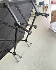 Lit de camping pliable moderne en aluminium pour 2 personnes, de haute qualité, léger et portable pour les activités de plein air - Product Image 5