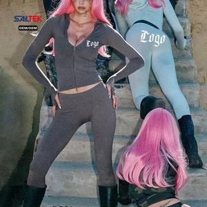 Ensemble 2 pièces personnalisé pour <span class=keywords><strong>femme</strong></span> : veste à capuche zippée à manches longues et leggings taille haute sculptants – Tenue de sport et fitness - Product Image 1