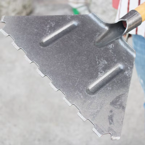 Grande pelle en fer tout acier épaissie Outil de déglaçage pour la neige Brise-glace Balayage de la neige Pêche à la carpe Acier au manganèse Neige - Product Image 3