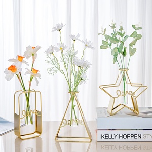<span class=keywords><strong>Vase</strong></span> décoratif en fer de style européen, ornements pour armoire à vin, arrangement de <span class=keywords><strong>fleurs</strong></span> <span class=keywords><strong>artificielles</strong></span>, salon, bureau, maison, fait main - Product Image 1