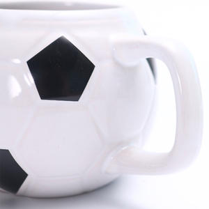 Tasse <span class=keywords><strong>de</strong></span> Football en céramique personnalisée <span class=keywords><strong>de</strong></span> 300ml, vente en gros - Product Image 5