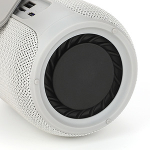 TG673 محمول لسماعات TWS مع RGB LED بشاشة ليد راديو خارجي مقاوم للماء وبطاقة ذاكرة دعم-هدية - Product Image 4