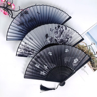 Éventail Pliant en Bambou Peint sur Mesure, Style Vintage Chinois avec Pompon, Idéal pour la Danse Hanfu, le Cosplay, Cadeau d'Été pour Hommes et Femmes, Vente en Gros