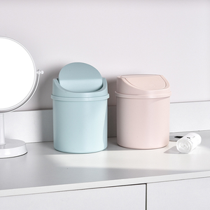 Mini cestino della spazzatura in plastica, piccolo cestino della spazzatura Desktop con coperchio a dondolo per casa, ufficio, cucina, tavolo da tavolo - Product Image 2