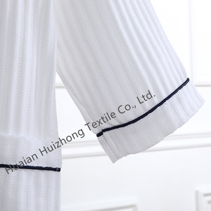 Wholesale HOT selling <strong>kimono</strong> bathrobe luxury white strip <strong>waffle</strong> cotton <strong>robe</strong> soft and breathable custom hotel bathrobe for spa - Product Image 6