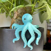 SWAITE Pot de fleurs suspendu fait main et peint à la main, avec une magnifique statue réaliste de pieuvre bleue en résine, pour la décoration intérieure