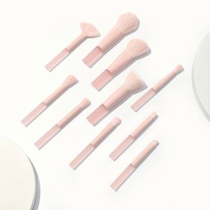 ชุดแปรงแต่งหน้าสำหรับเดินทาง ชุดแปรงแต่งหน้าขายส่ง 10 ชิ้น ขนาดเล็ก สีชมพูพีช ขนแปรงสังเคราะห์ ชุดแปรงทาลิปสติก แปรงรองพื้น - Product Image 4