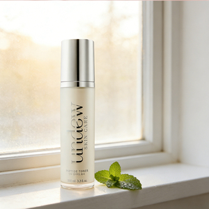 Brume Tonifiante Rafraîchissante aux Peptides, Spray Facial Portable au Thé Vert, Hydrate et Fixe le Maquillage pour Femmes, Utilisation Quotidienne - Product Image 5