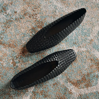 Chaussures plates noires légères à enfiler, style coréen, pour une ambiance de vacances décontractée, à bout carré, tissées, pour femmes