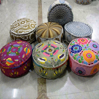 Böhmische Moderne Wohnzimmerdekoration Bestickter Baumwoll-Pouf und Bodenkissen 60x20cm