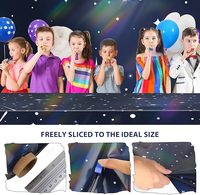 Couverture de table jetable holographique irisée 100 pieds galaxie espace feuille de nappe en plastique rouleau pour fête d'anniversaire