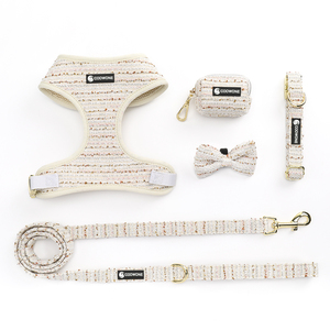 Colliers pour animaux de compagnie personnalisés de luxe en tweed réglables anti-traction, harnais et laisse pour chien - Product Image 2