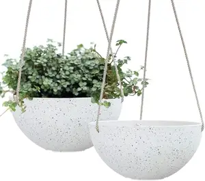 Venda quente cesta de suspensão de plástico para uso doméstico e exterior, cestas decorativas para plantas e vasos de flores, para uso em varanda e jardim