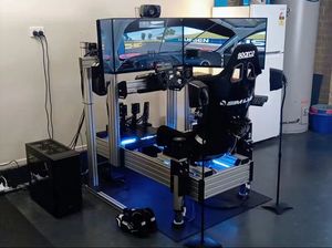 Simucupe <span class=keywords><strong>Formula</strong></span> Sim Racing Cockpit, Soporte de Aluminio para <span class=keywords><strong>Simulador</strong></span> de Carreras, Interior/Exterior, con Asiento, Soporte para Teclado y Freno de Mano, para Uso Doméstico - Product Image 6