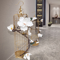 Cage à oiseaux en fer ornemental accessoire décoratif ornement de fenêtre floral doré décoration en métal souple pour la maison