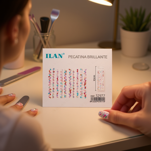 Autocollant en strass scintillant ILAN 32 cm, design décoratif pour nail art - Product Image 2