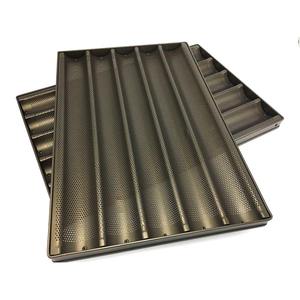 Fourniture d'usine à prix compétitif antiadhésif perforé 5 rangées <span class=keywords><strong>de</strong></span> pain français plaque <span class=keywords><strong>de</strong></span> cuisson baguette cadre fermé - Product Image 6