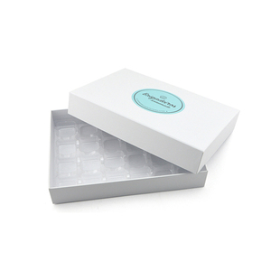 Logotipo personalizado <span class=keywords><strong>de</strong></span> papel <span class=keywords><strong>de</strong></span> lujo <span class=keywords><strong>de</strong></span> cartón caja <span class=keywords><strong>de</strong></span> embalaje <span class=keywords><strong>de</strong></span> <span class=keywords><strong>ropa</strong></span> <span class=keywords><strong>para</strong></span> el envío - Product Image 3