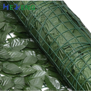 Venta al por mayor <span class=keywords><strong>de</strong></span> hojas <span class=keywords><strong>artificiales</strong></span> hiedra valla <span class=keywords><strong>de</strong></span> privacidad <span class=keywords><strong>setos</strong></span> <span class=keywords><strong>de</strong></span> pantalla <span class=keywords><strong>de</strong></span> pared para la decoración del patio trasero - Product Image 1