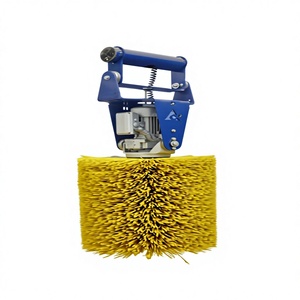 Brosse <span class=keywords><strong>de</strong></span> massage électrique automatique rotative pour vaches avec rouleau anti-démangeaisons en fonte pour le grattage du bétail - Product Image 2