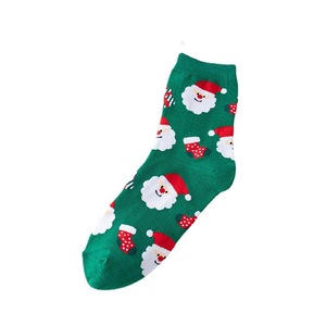Chaussettes de Noël pour femmes, mi-mollet, motif dessin animé, Père Noël, renne, bonhomme de neige, mignonnes, rouge vif, en coton respirant - Product Image 5