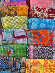 Couette Kantha en coton indien 60x90, couvre-lit réversible en patchwork, couverture bohème cousue à la main, décoration de chambre à coucher - Product Image 3