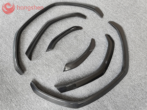 Kit de carrosserie de voiture en Fiber de carbone de Style supérieur garniture de roue sourcil garde-boue fusées pour Lamborghini URUS 2018-2019 - Product Image 4