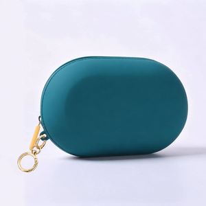 <b>Silicone</b> Toiletry Bag, <b>Waterproof</b> Makeup Bag, Portable Large Capacity Travel Toiletry Bag, Cute Organizer Bag - Product Image 3