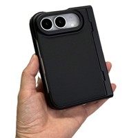 Coque de protection antichoc tout-en-un pour iPhone avec support double à clapet, en polycarbonate, design épuré, et film de protection arrière intégré