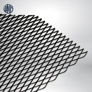 Tôle de treillis métallique expansé en acier au carbone robuste à mailles losangées surélevées pour passerelles, escaliers et plateformes de construction industrielle - Product Image 1