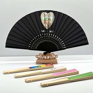 Abanico Plegable de Bambú y Seda con Logotipo Personalizado, Grabado, Abanico de Mano de Tela Personalizado para Bodas - Product Image 1