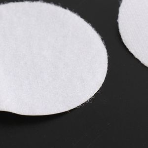 Muestra gratuita: Parche antideslizante circular transparente de acrílico para sofá, soporte para cinta, sujetador de cables, enmascarador doméstico sin costuras - Product Image 5